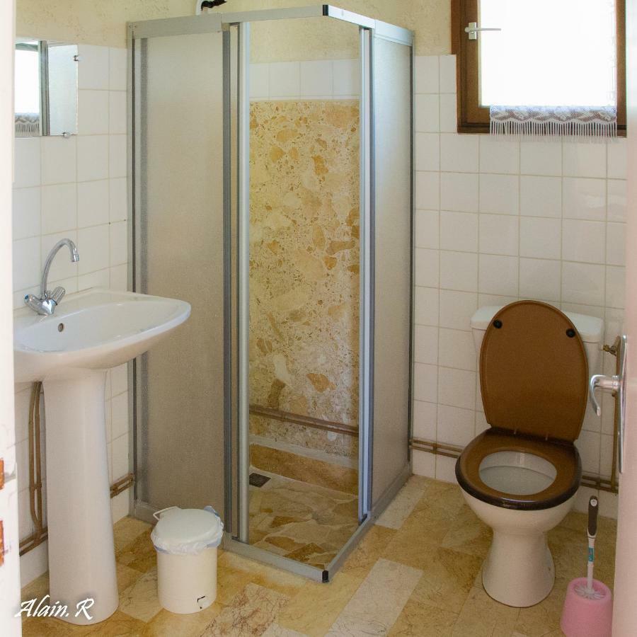 מלון Sarrecave Paradise Challets And Camping מראה חיצוני תמונה