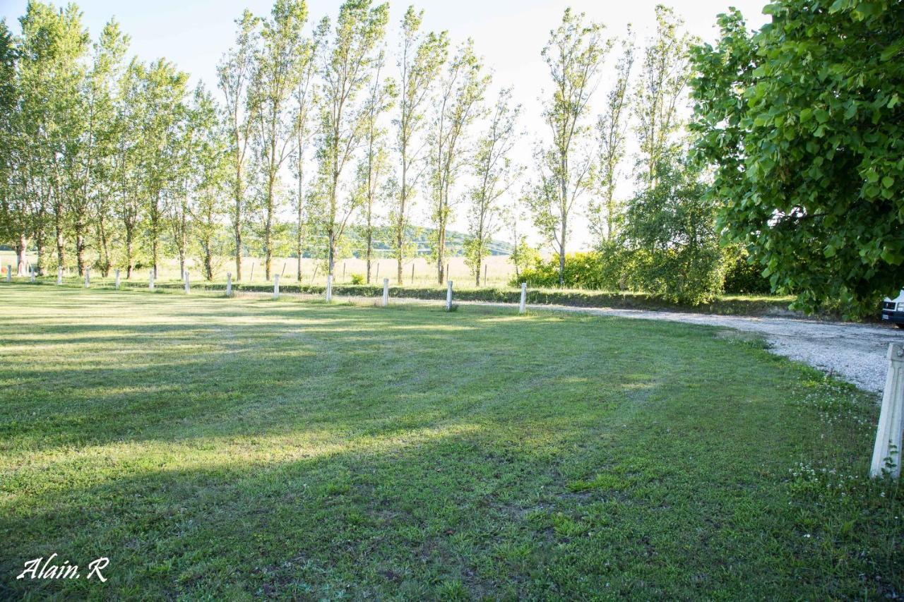 מלון Sarrecave Paradise Challets And Camping מראה חיצוני תמונה